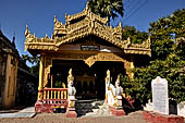 Bagan Myanmar. Next to the Gubyaukgyi stands the gilded Myazedi or 'Emerald Stupa'. 